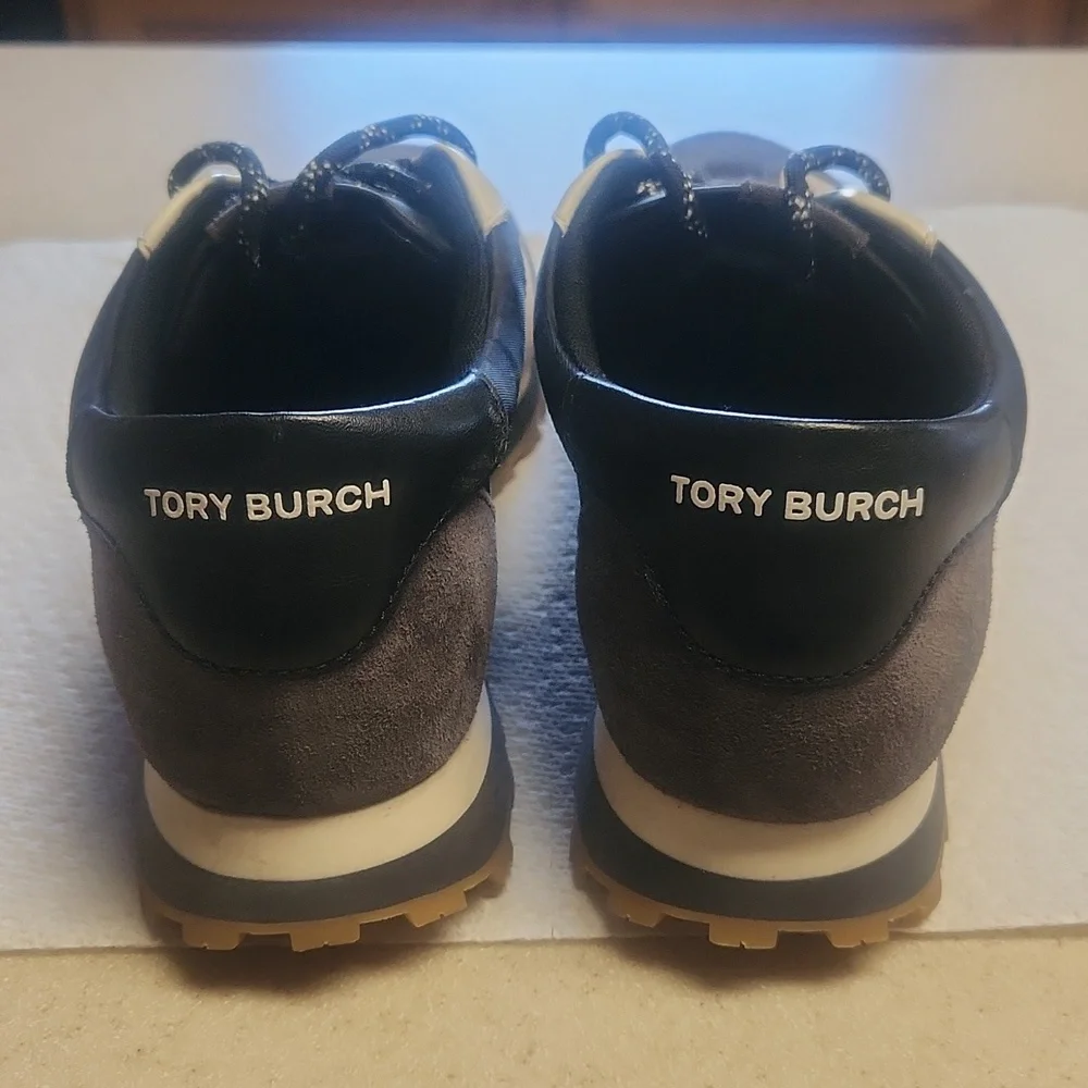 NWOB Tory Burch Vintage Nylon Sneakers/Gym Shoes, Black/Tan, Women's Size 8 - Picture 6 of 12